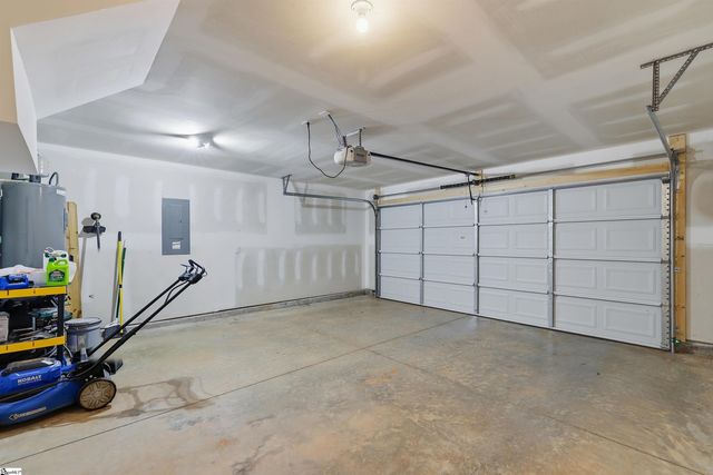 132 Megan Court, Piedmont, SC 29673