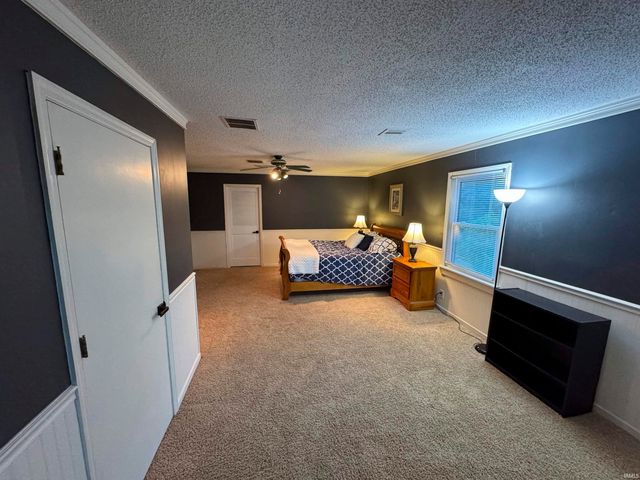 5850 Temper Trail Court, Evansville, IN 47720
