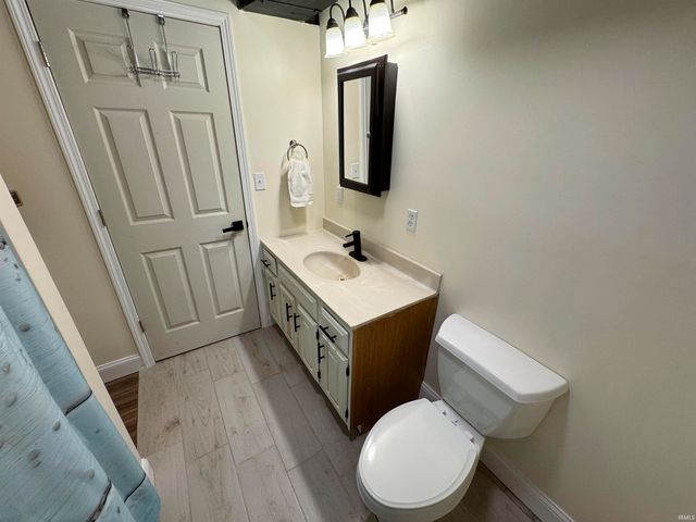 5850 Temper Trail Court, Evansville, IN 47720