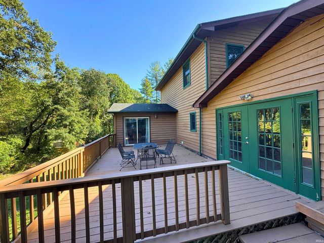 5850 Temper Trail Court, Evansville, IN 47720