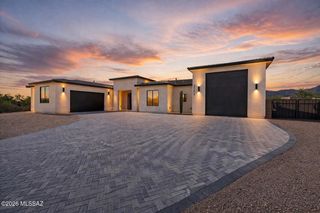 3721 W Ironwood Hill Drive, Tucson, AZ 85745