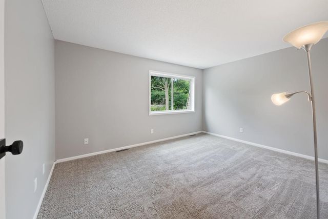 6313 Saint Croix Trail N, Stillwater, MN 55082