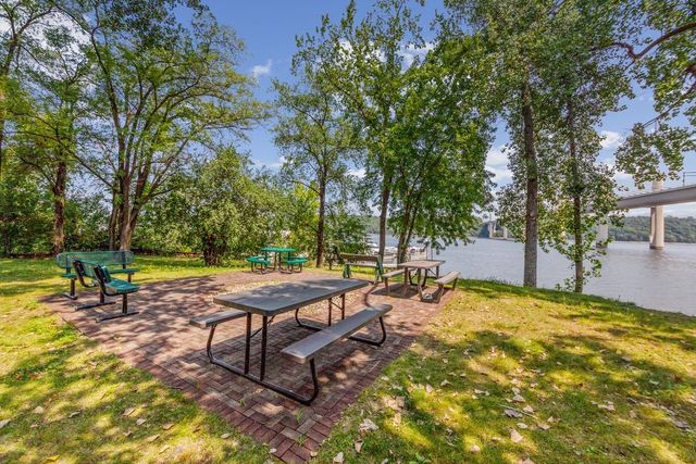 6313 Saint Croix Trail N, Stillwater, MN 55082