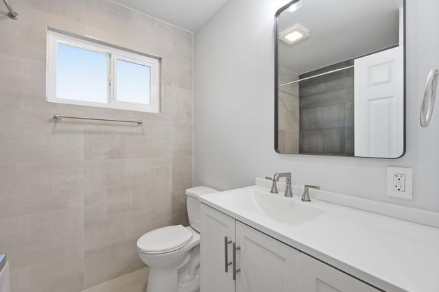 2413 Cordova Ln, Rancho Cordova, CA 95670