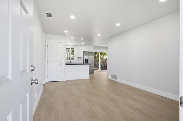 2413 Cordova Ln, Rancho Cordova, CA 95670