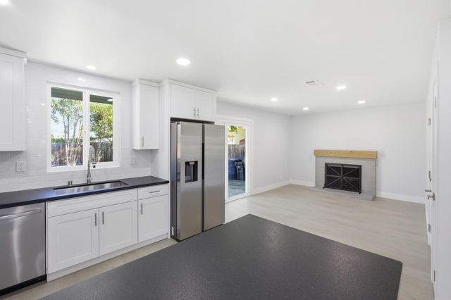 2413 Cordova Ln, Rancho Cordova, CA 95670