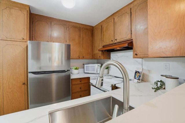 249 Elm Street 107, San Mateo, CA 94401