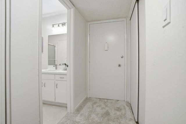 249 Elm Street 107, San Mateo, CA 94401