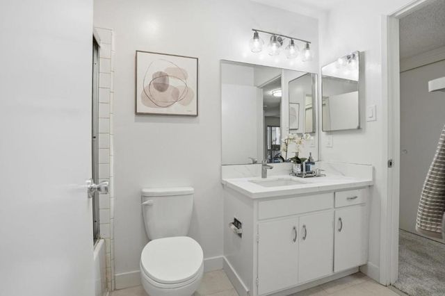 249 Elm Street 107, San Mateo, CA 94401