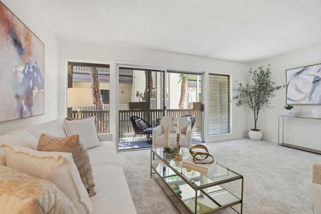 249 Elm Street 107, San Mateo, CA 94401