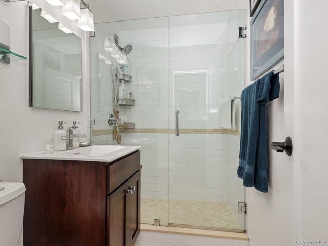 666 Pelham Road 3N, New Rochelle, NY 10805