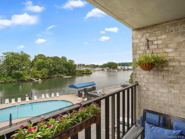 666 Pelham Road 3N, New Rochelle, NY 10805