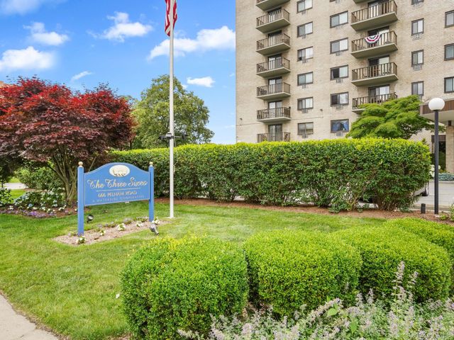666 Pelham Road 3N, New Rochelle, NY 10805