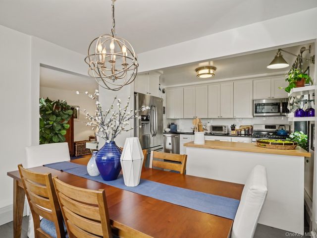 666 Pelham Road 3N, New Rochelle, NY 10805