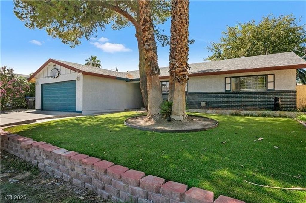 4531 Paseo El Rio Drive, Las Vegas, NV 89121