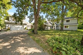 7N384 Whispering Willows Street, St. Charles, IL 60174