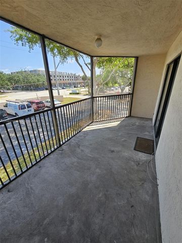 3252 Foxcroft Rd 216 216, Miramar, FL 33025