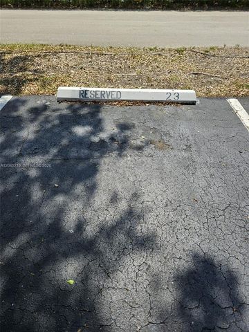 3252 Foxcroft Rd 216 216, Miramar, FL 33025