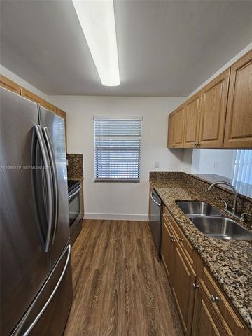 3252 Foxcroft Rd 216 216, Miramar, FL 33025