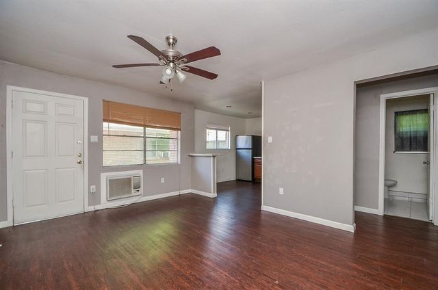 7521 Bauman Road, Houston, TX 77022