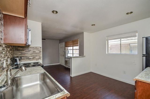 7521 Bauman Road, Houston, TX 77022