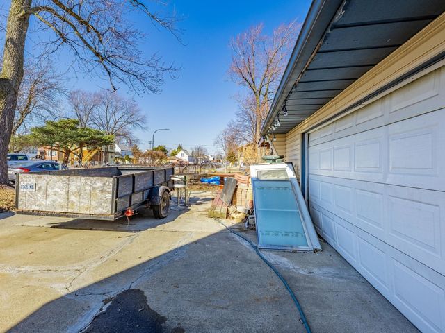 3235 S 50th Court, Cicero, IL 60804