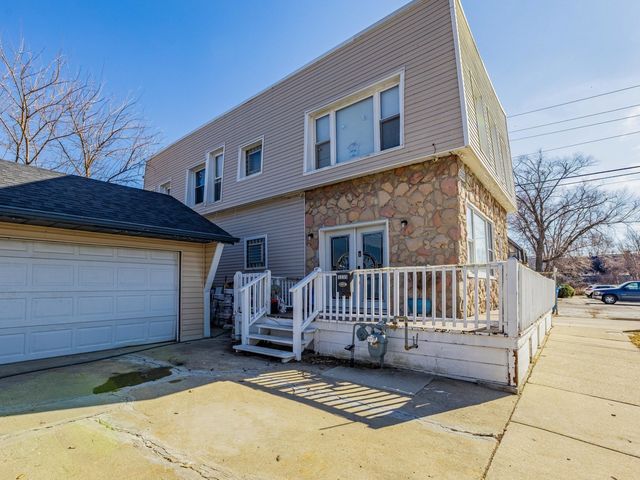3235 S 50th Court, Cicero, IL 60804