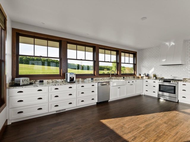 W5610 Winooski ROAD, Plymouth, WI 53073