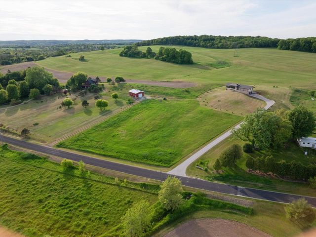 W5610 Winooski ROAD, Plymouth, WI 53073