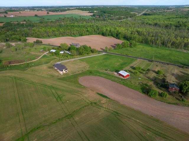 W5610 Winooski ROAD, Plymouth, WI 53073