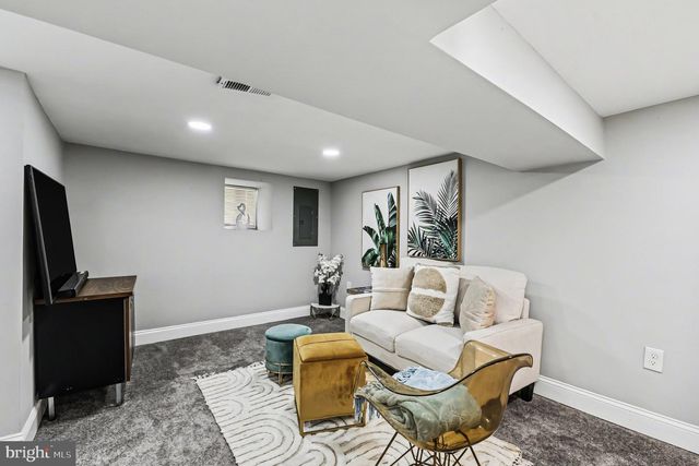 2923 SILVER HILL, Baltimore, MD 21207