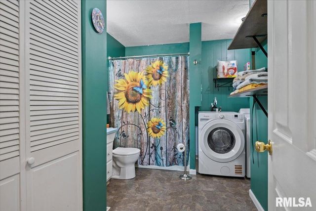 702 N Cheney Street, Taylorville, IL 62568