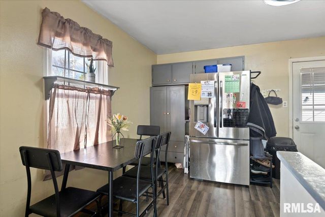 702 N Cheney Street, Taylorville, IL 62568