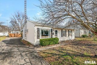 702 N Cheney Street, Taylorville, IL 62568