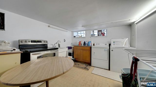 111 Grand Place, Kearny, NJ 07032