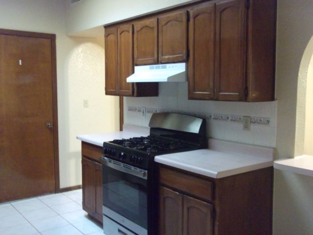 1917 RALPH JANES Place, El Paso, TX 79936