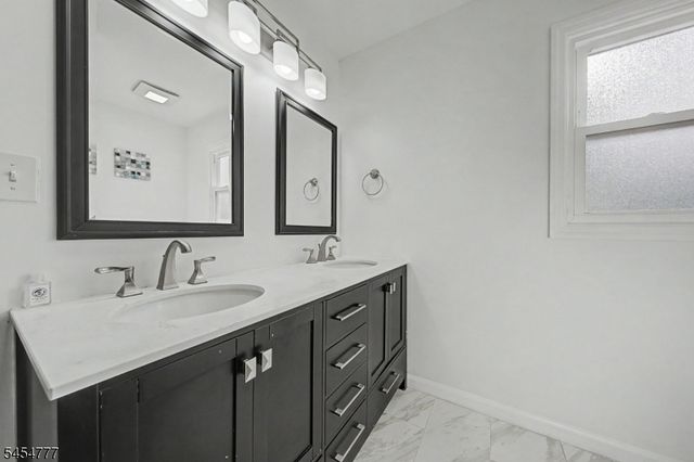 41 Montclair Ave, Edison Twp., NJ 08820