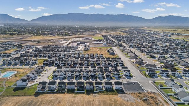 3146 S 2550 W, Syracuse, UT 84075
