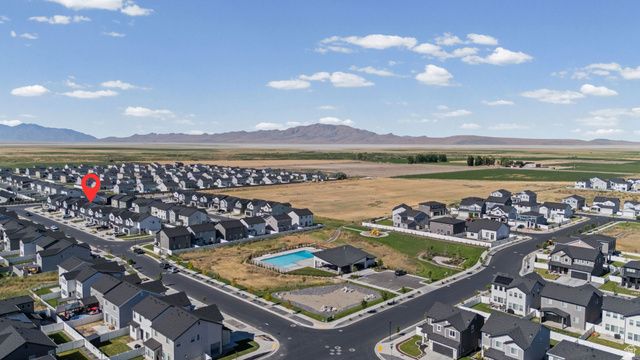 3146 S 2550 W, Syracuse, UT 84075