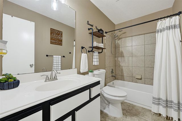 5726 Turmeric Drive, Baytown, TX 77521