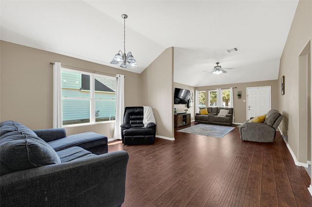 5726 Turmeric Drive, Baytown, TX 77521