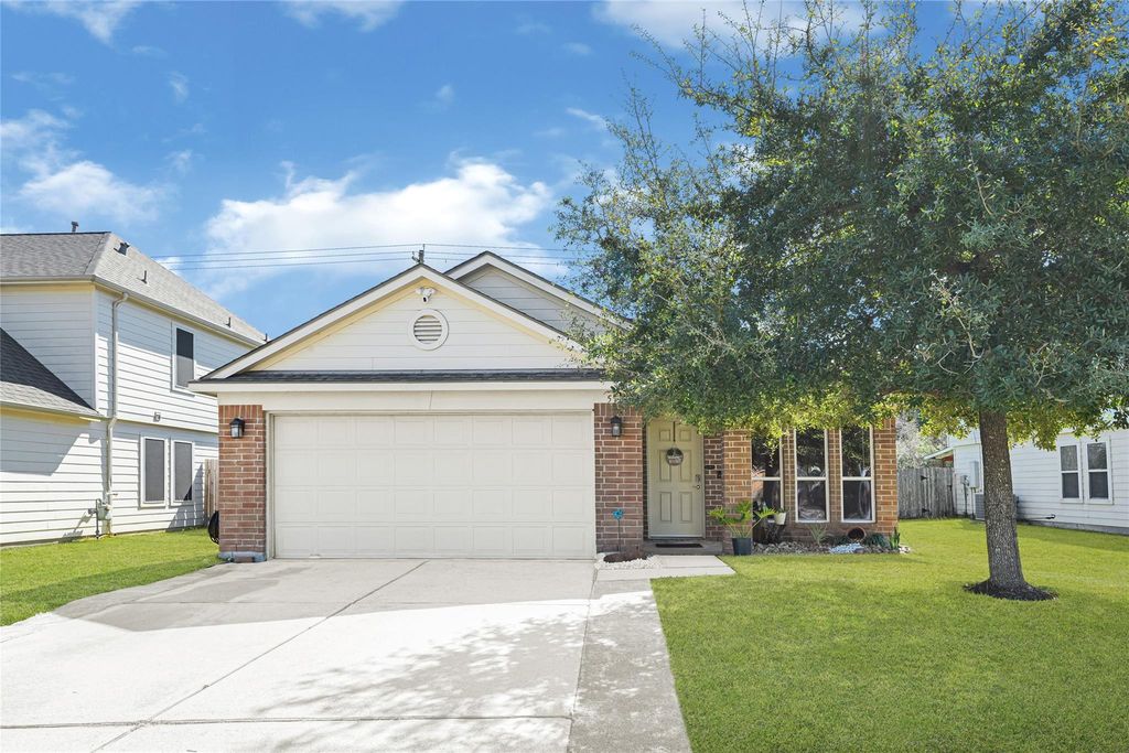 5726 Turmeric Drive, Baytown, TX 77521