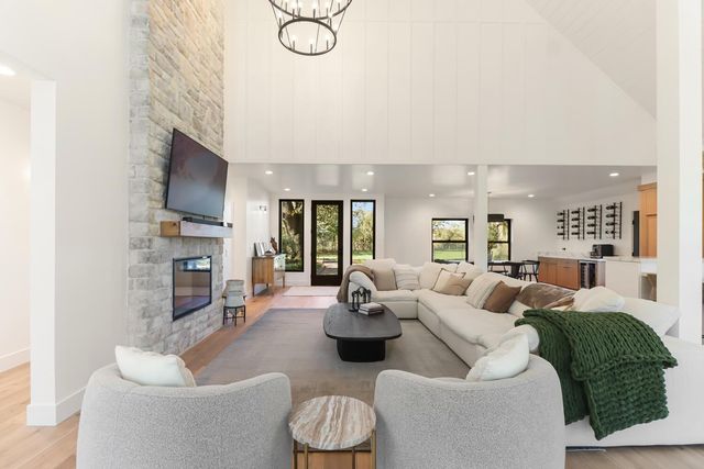 10412 Sheldon Rd, Elk Grove, CA 95624