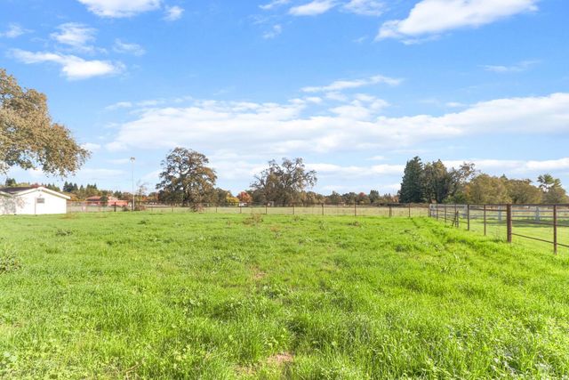 10412 Sheldon Rd, Elk Grove, CA 95624