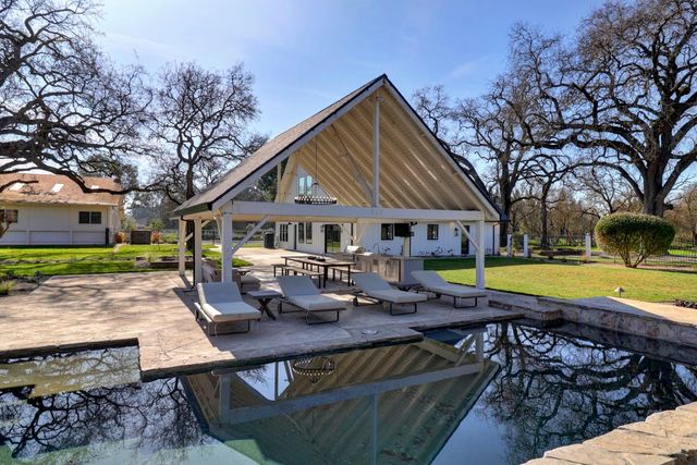 10412 Sheldon Rd, Elk Grove, CA 95624