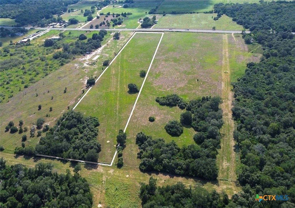 Image 1 of property listing at TBD US Highway 77S, Hallettsville, TX 77964