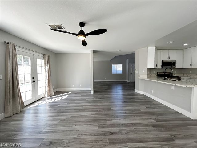 3921 Hampton Grove Court, Las Vegas, NV 89129