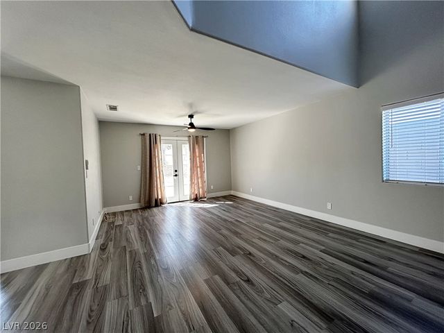 3921 Hampton Grove Court, Las Vegas, NV 89129