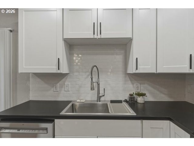 160 Se 5TH Ave, Milton Freewater, OR 97862