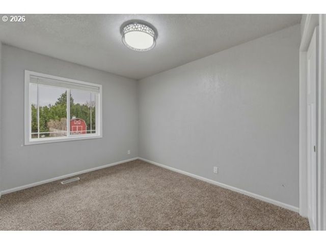 160 Se 5TH Ave, Milton Freewater, OR 97862
